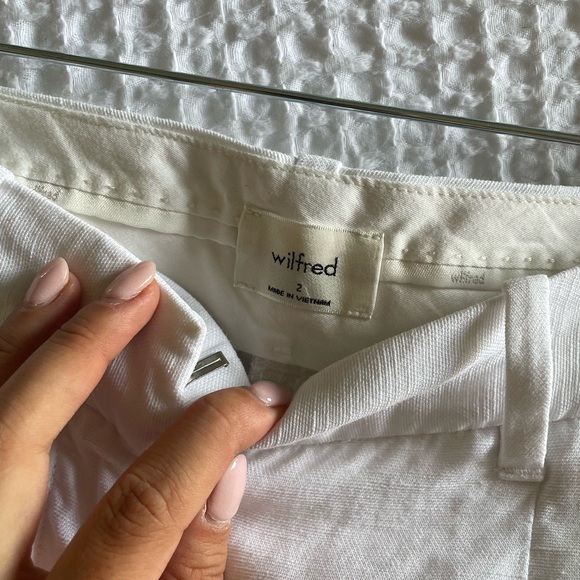 Aritzia Effortless Pant - Picture 4 of 6